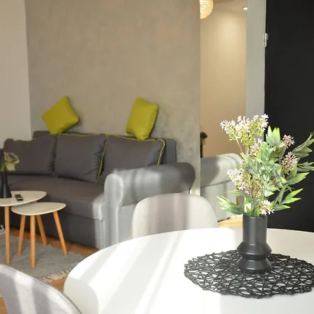 Forest Boutique Aparthotel Pitesti